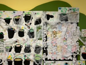 Er herbstelt in unserer Schule